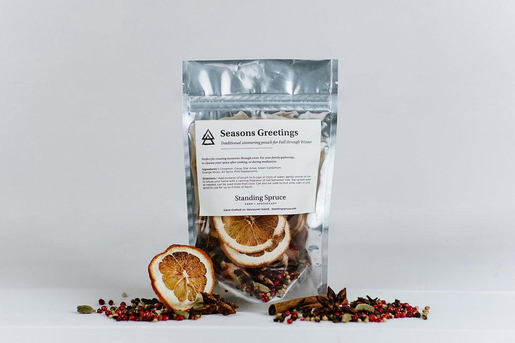 Seasons Greetings Simmer & Mulling Spice Standing Spruce